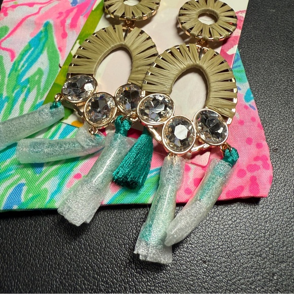 Lilly Pulitzer Party All The Tide Earrings Maldives Green Rhinestones Tassels - Picture 4 of 6